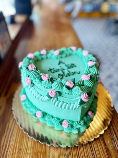 2tarts Heart Lambeth Cake