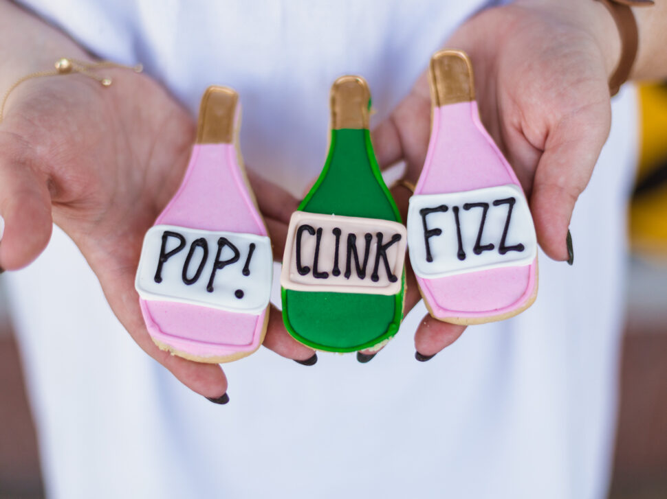 New Years Case cookie pop fizz clink 1